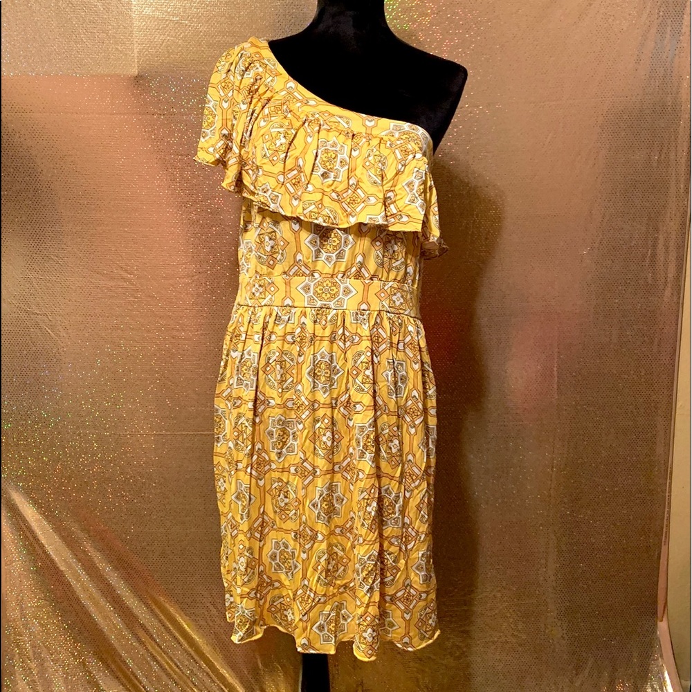 Women’s dress